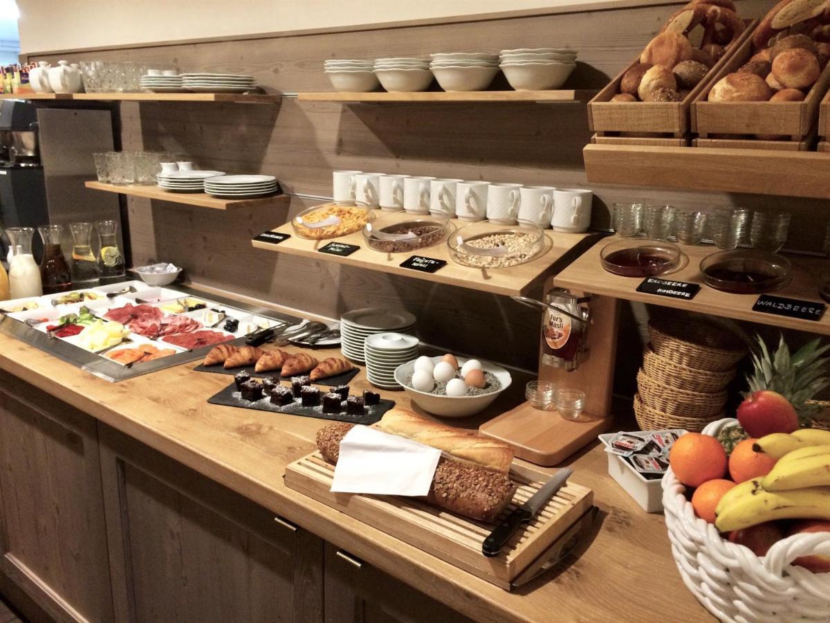 Stadthotel Kachelofen Krumbach Εξωτερικό φωτογραφία