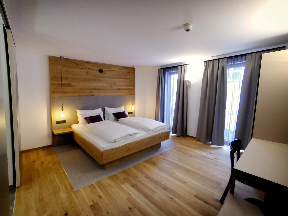 Stadthotel Kachelofen Krumbach Εξωτερικό φωτογραφία